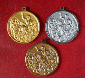 2 золотые 2 серебряные 2 бронзовые. Токио 1964 Олимпийская медаль серебряная.
